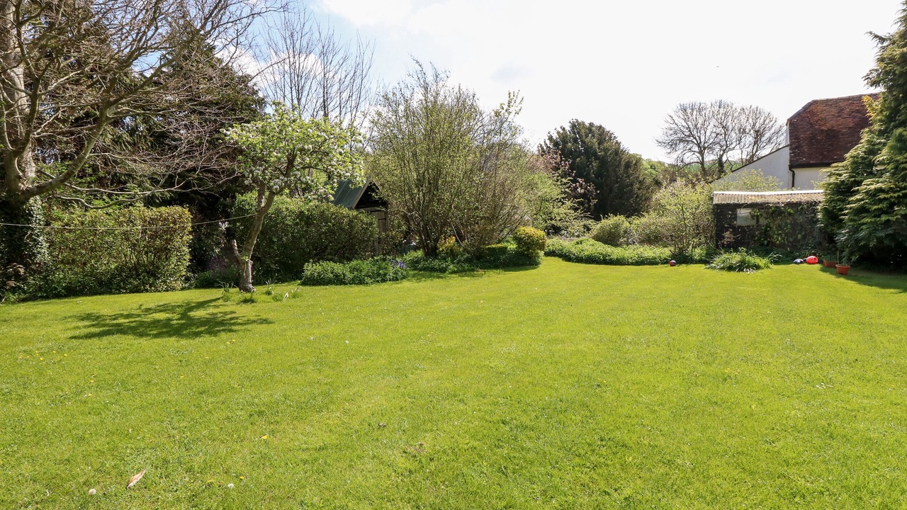 Photo of Others in Newport