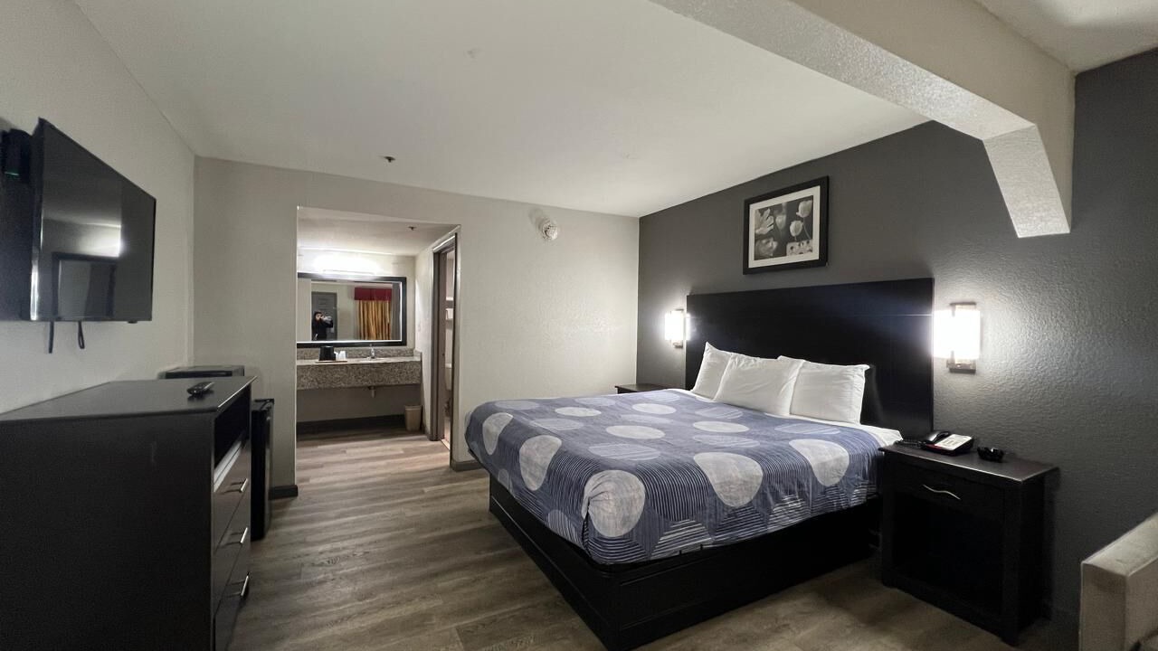 Photo of Others in Griffin