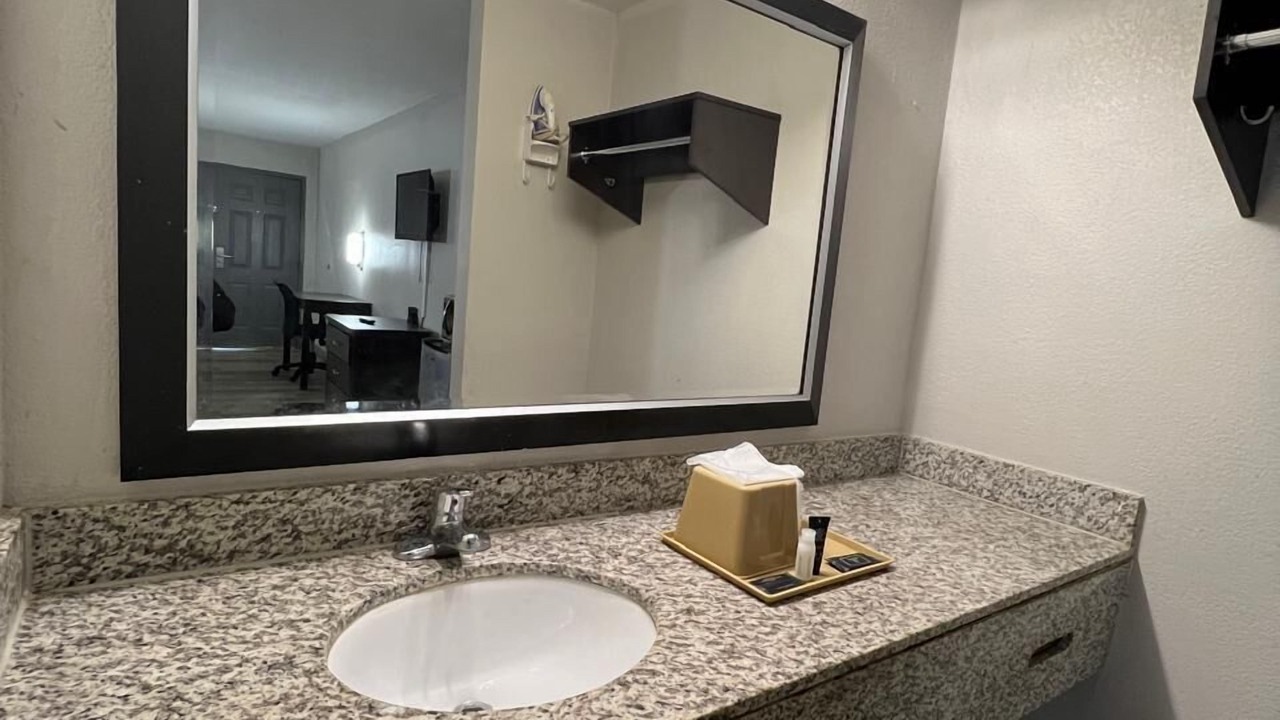 Photo of Others in Griffin