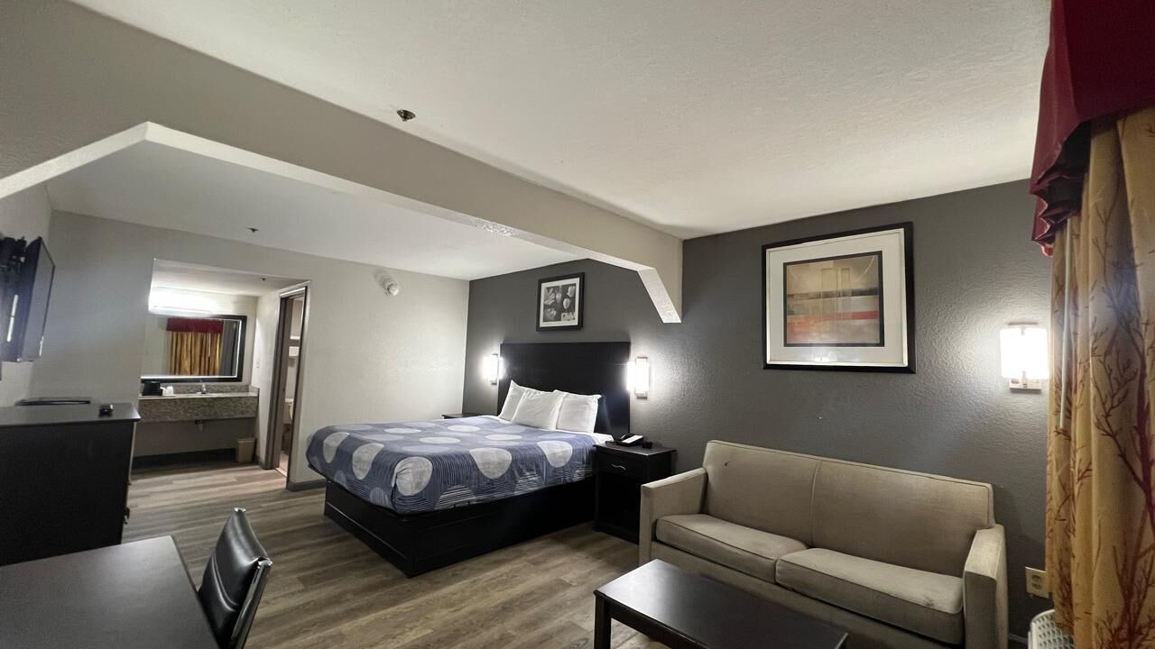 Photo of Others in Griffin