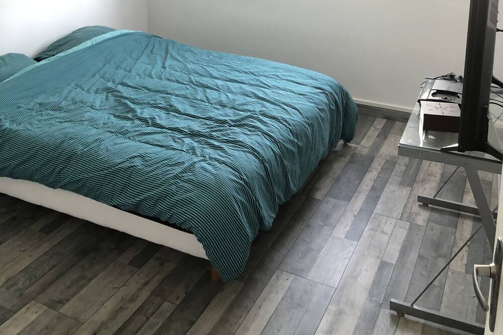 Photo of Bedroom in Parigne-lʼEveque