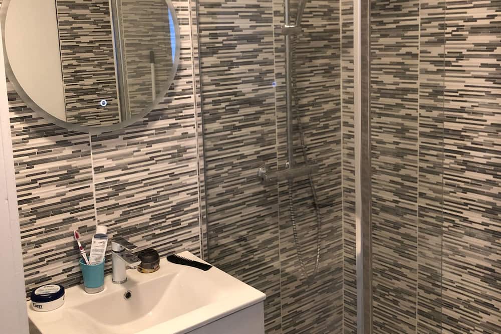 Photo of Bathroom in Parigne-lʼEveque