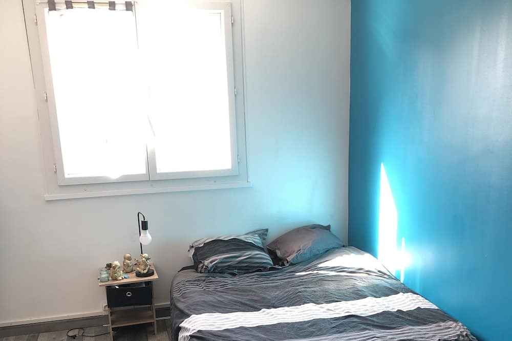 Photo of Bedroom in Parigne-lʼEveque