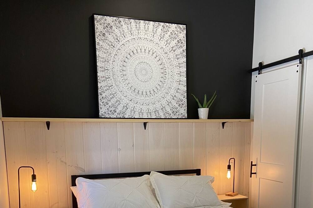 Photo of Bedroom in Notre-Dame-de-la-Merci