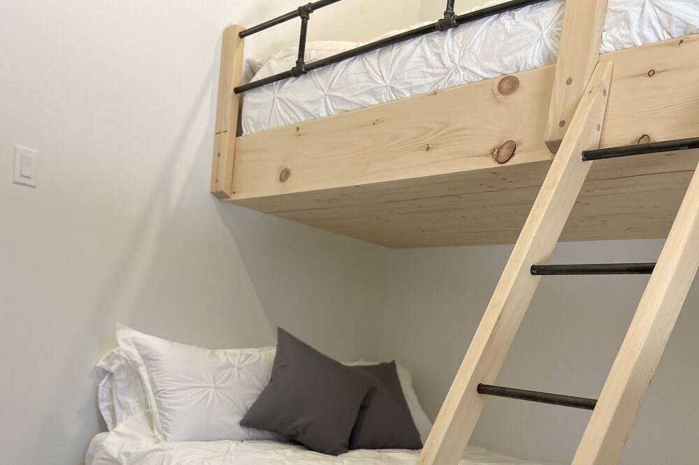 Photo of Bedroom in Notre-Dame-de-la-Merci