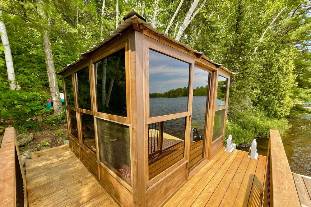 Photo of Patio Balcony in Irondale