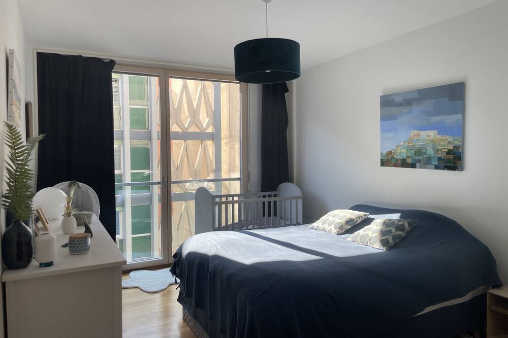 Photo of Bedroom in Downtown Geneva