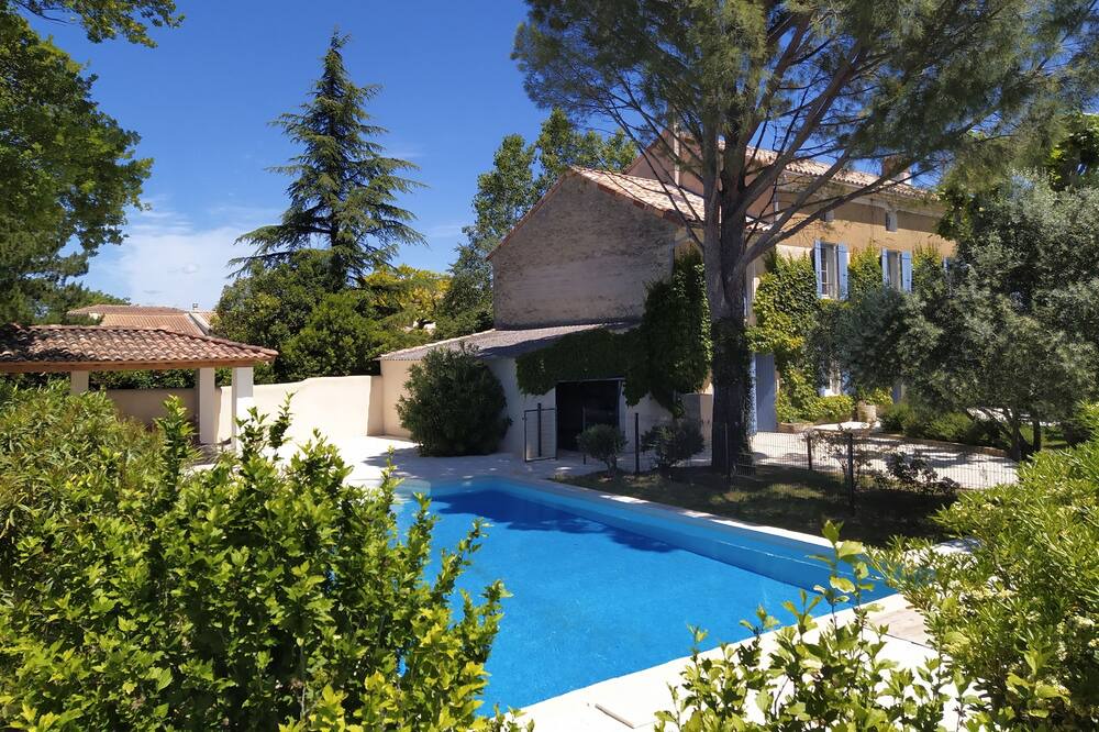 Photo of Outdoor in Camaret-sur-Aigues