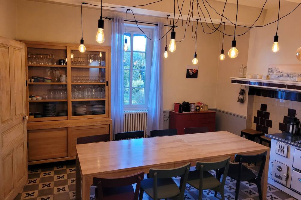 Photo of Kitchen in Camaret-sur-Aigues