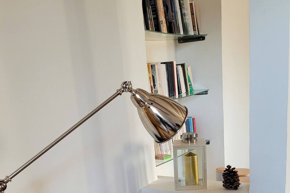 Photo of Livingroom in Camaret-sur-Aigues