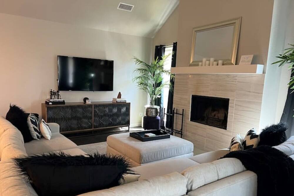 Photo of Livingroom in Celina