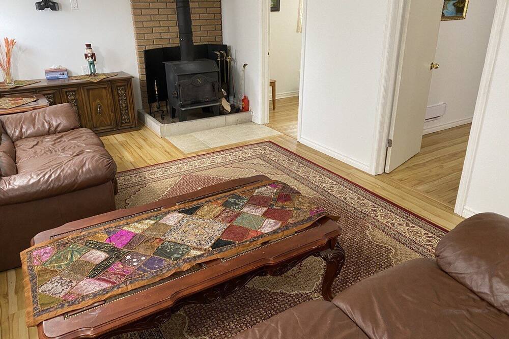 Photo of Livingroom in Lagoon City