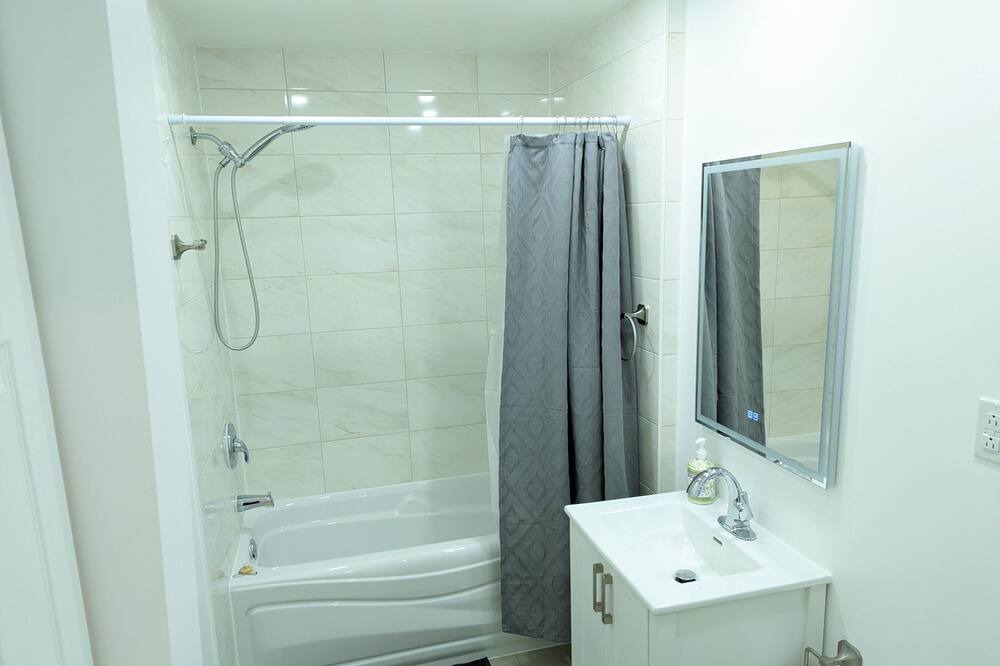 Photo of Bathroom in Pont-Viau