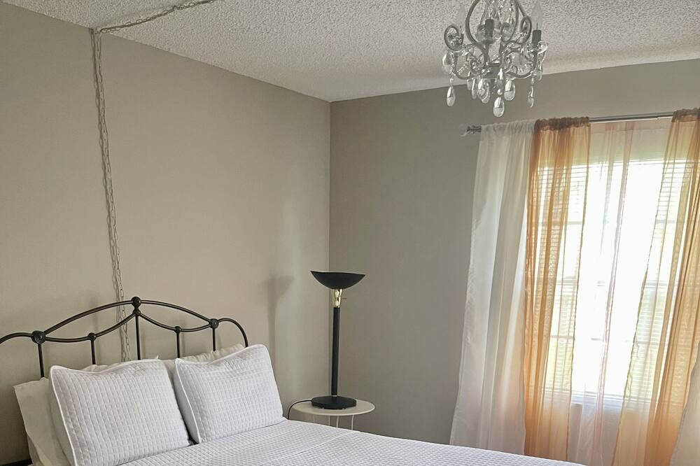 Photo of Bedroom in Sun 'N Lake
