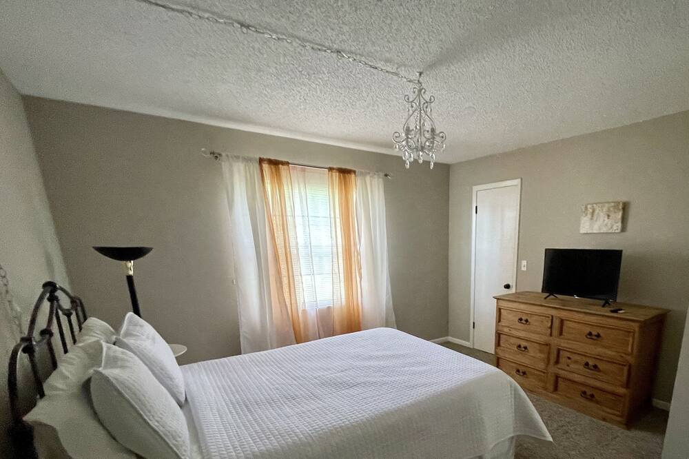 Photo of Bedroom in Sun 'N Lake