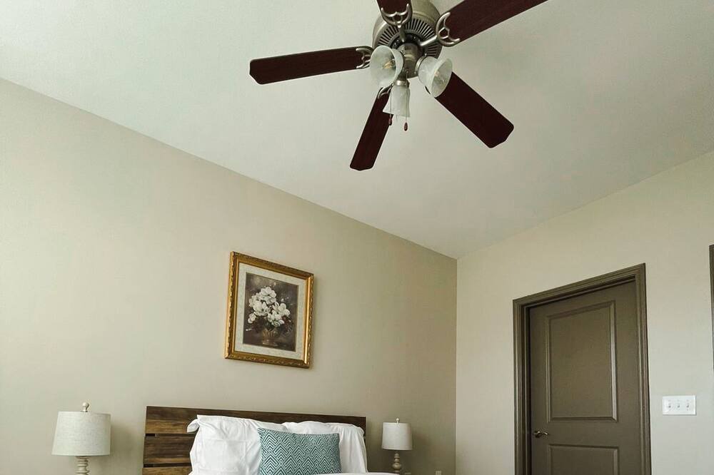 Photo of Bedroom in Ferndale