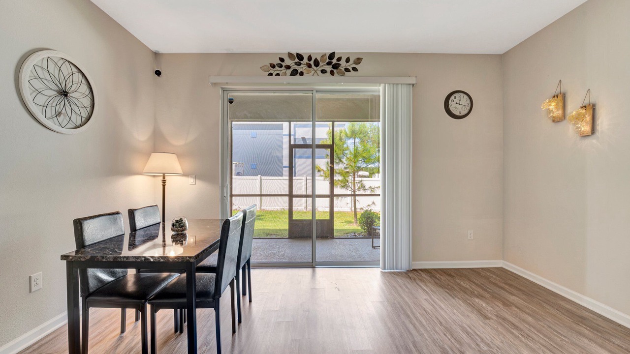 Photo of Livingroom in Seffner Community Alliance