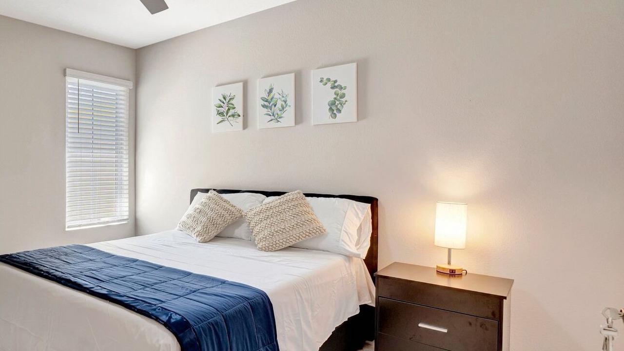 Photo of Bedroom in Seffner Community Alliance