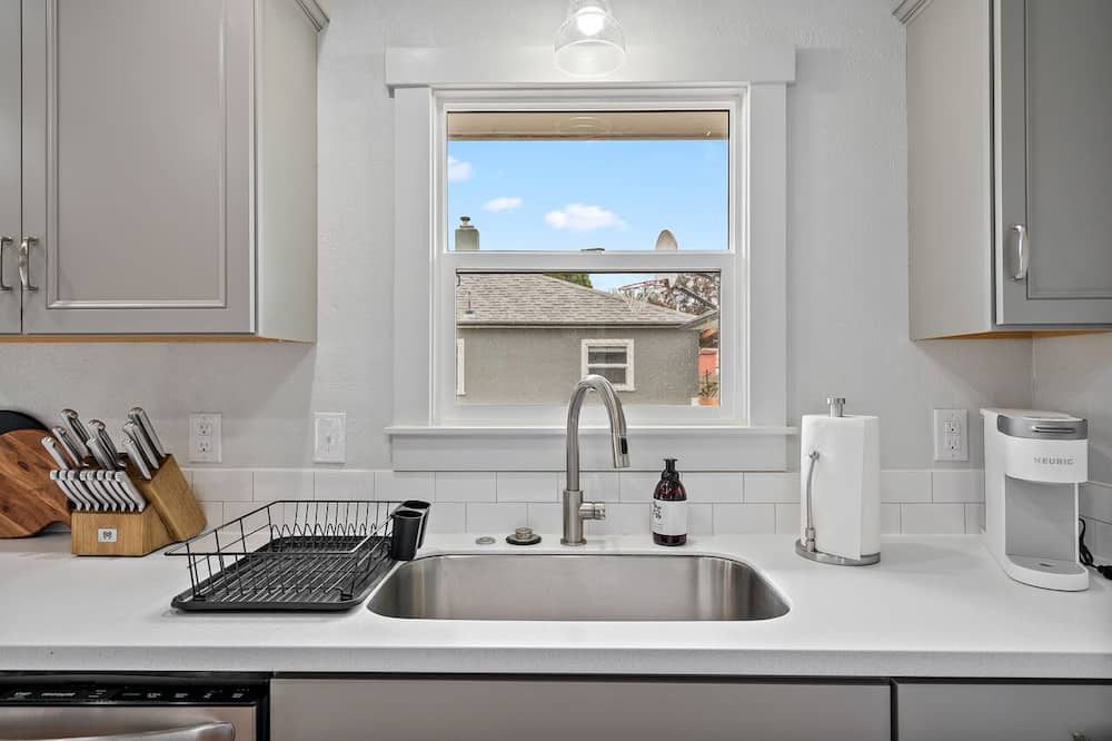 Photo of Kitchen in Sunset