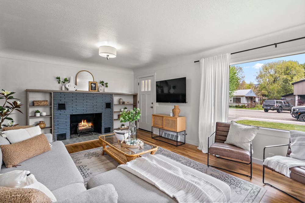 Photo of Livingroom in Sunset