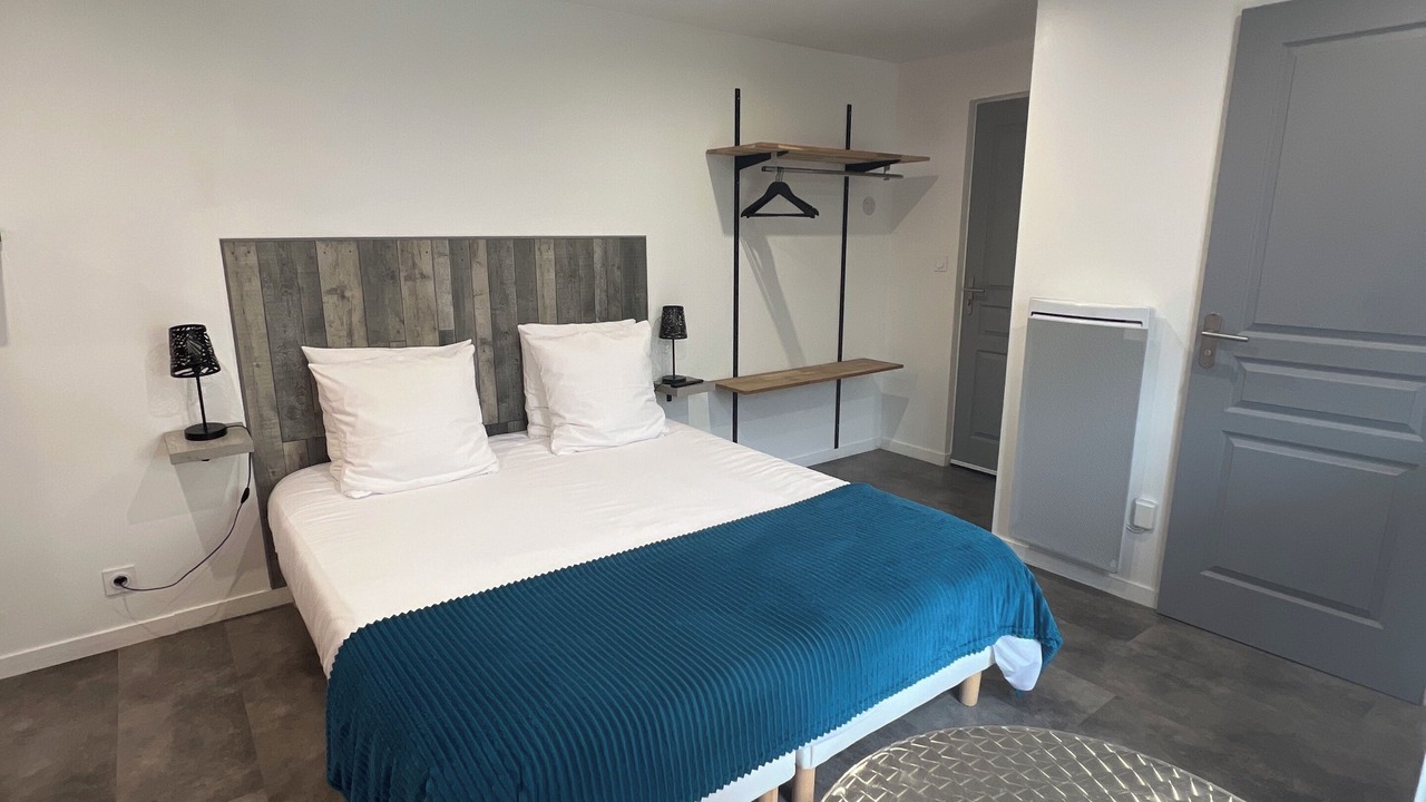 Photo of Bedroom in Isques