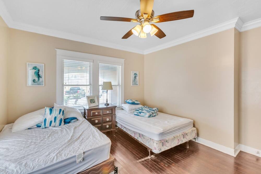 Photo of Bedroom in San Jacinto