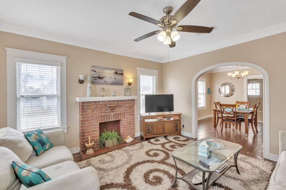Photo of Bedroom in San Jacinto