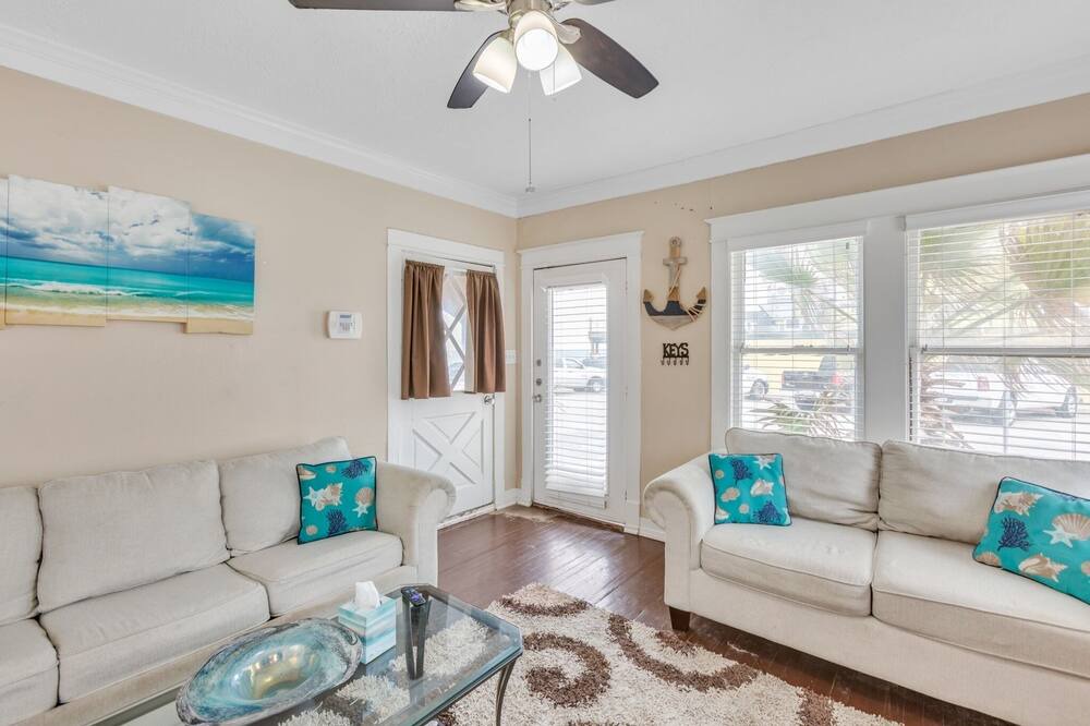 Photo of Bedroom in San Jacinto