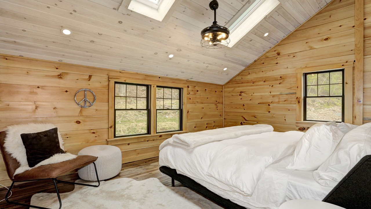 Photo of Others in Pond Eddy