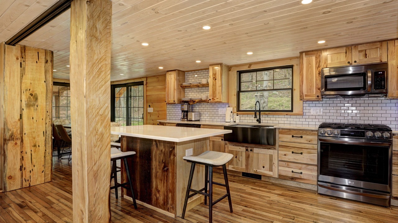 Photo of Kitchen in Pond Eddy