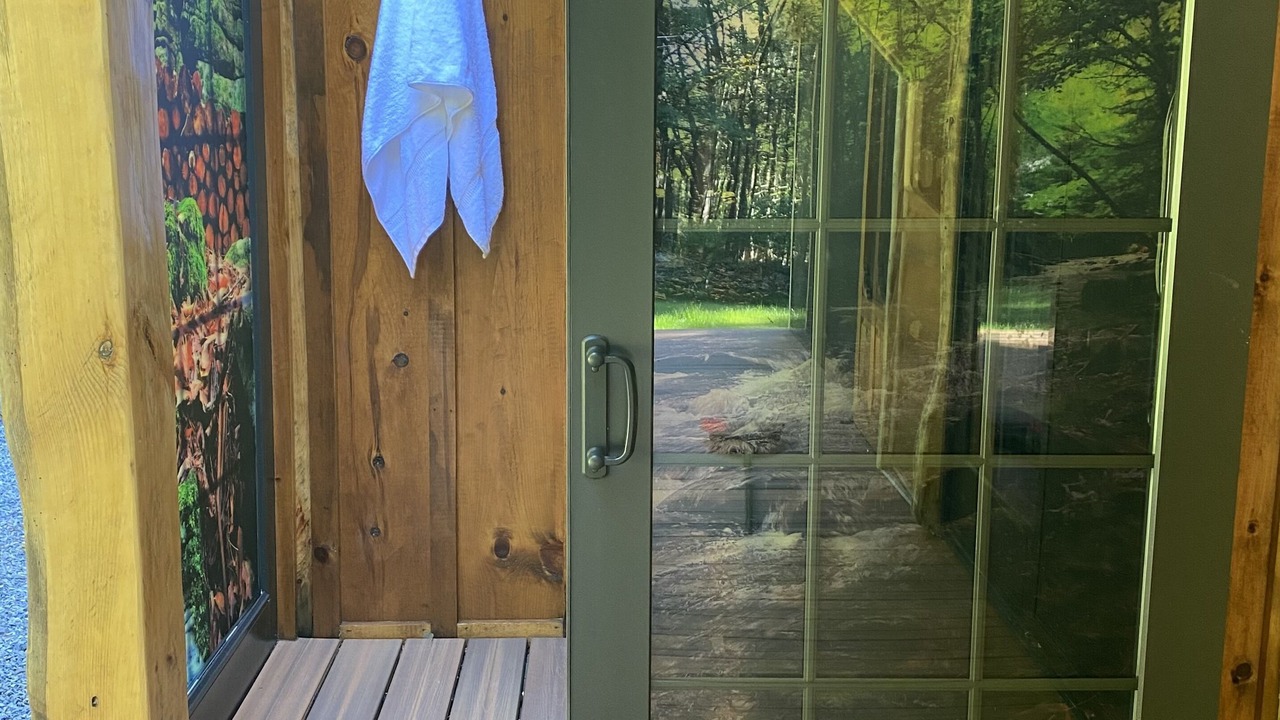 Photo of Outdoor in Pond Eddy