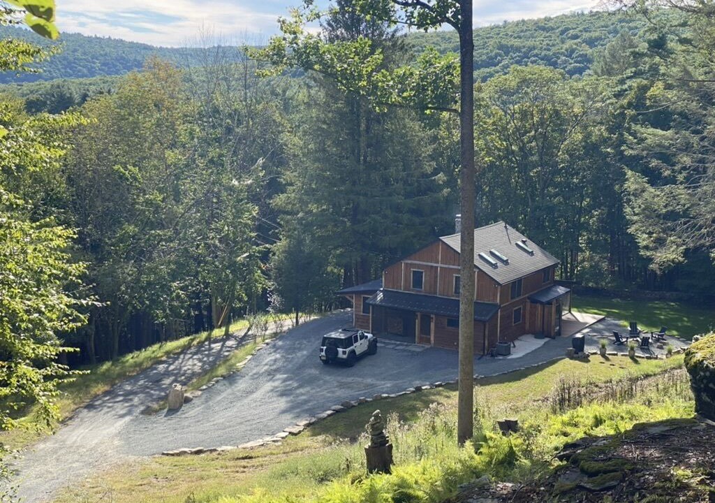 Photo of Outdoor in Pond Eddy