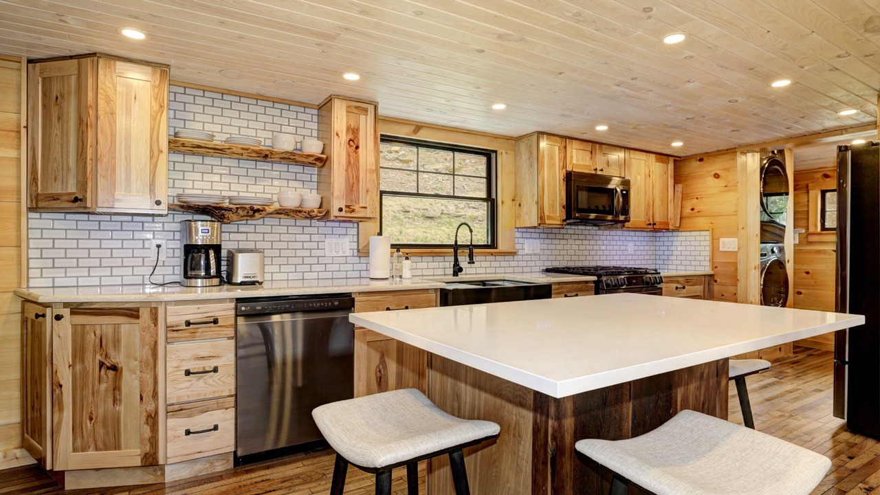 Photo of Kitchen in Pond Eddy
