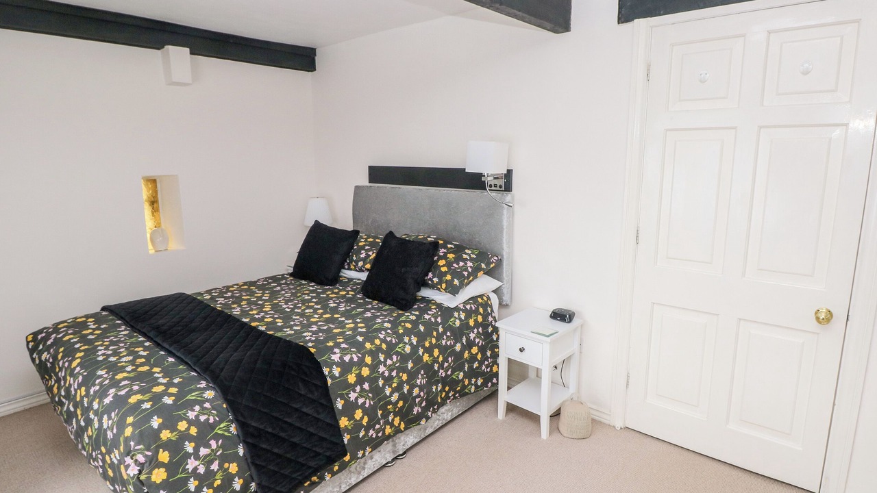 Photo of Others in Saint Athan