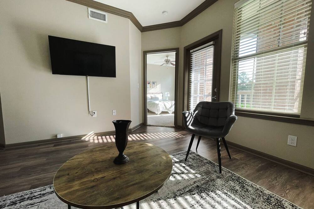 Photo of Bedroom in Ferndale