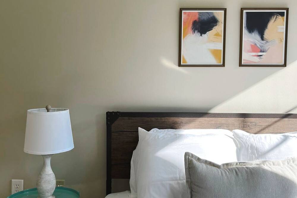 Photo of Bedroom in Ferndale