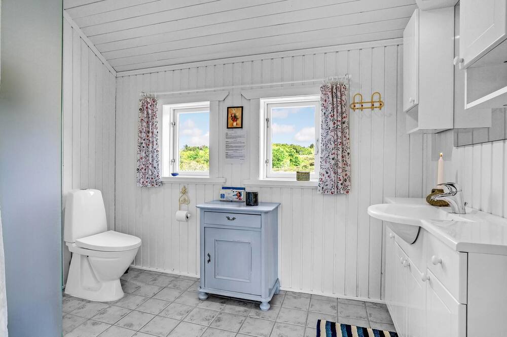 Photo of Bathroom in Trend