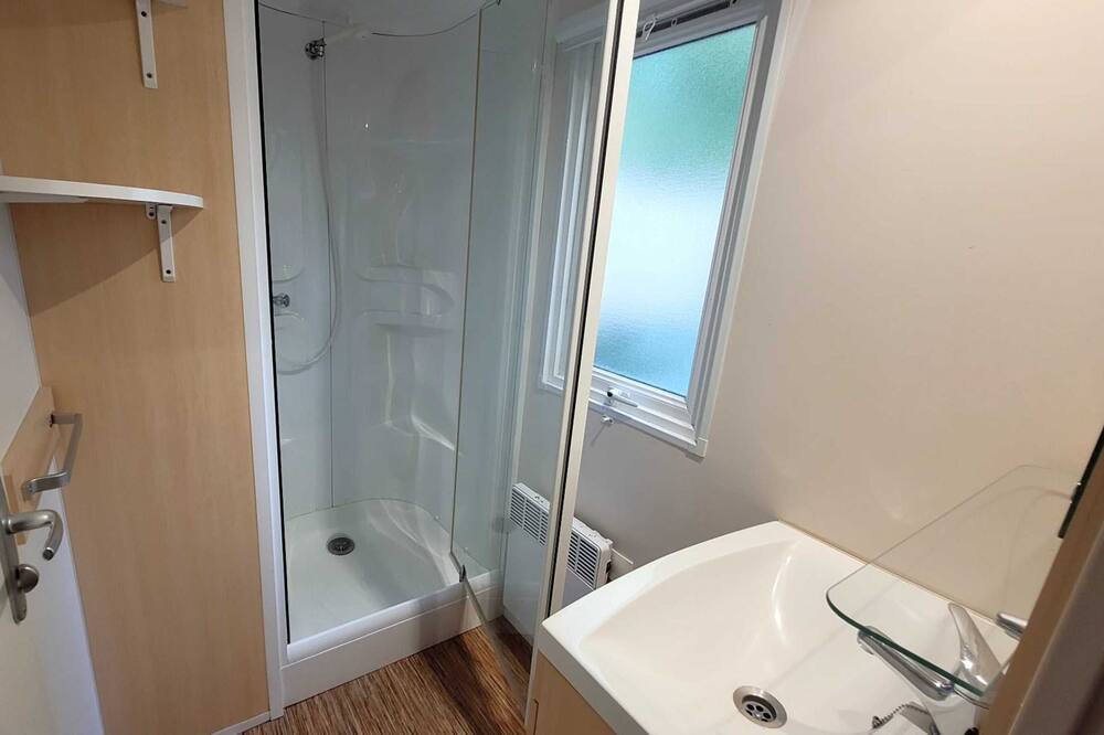 Photo of Bathroom in Saint-Jean-de-Monts