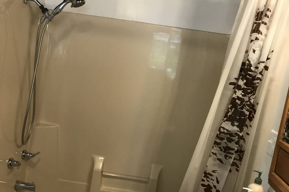 Photo of Bathroom in Ishpeming