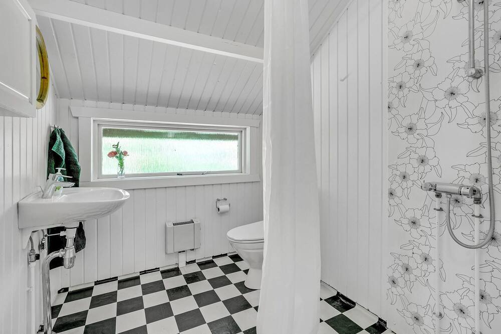 Photo of Bathroom in Gistrup