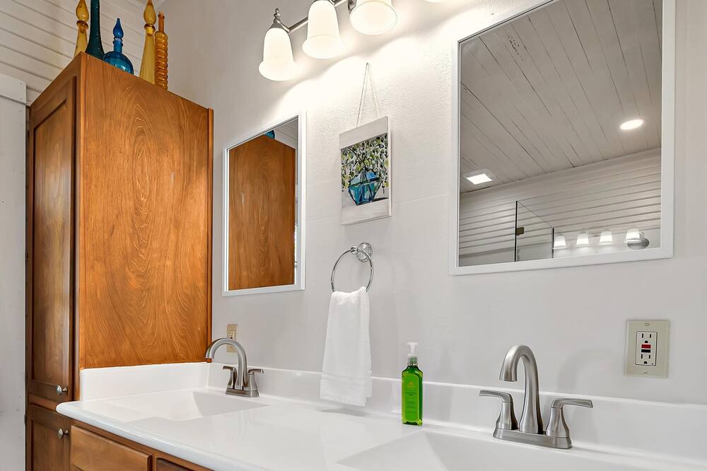 Photo of Bathroom in Clifton