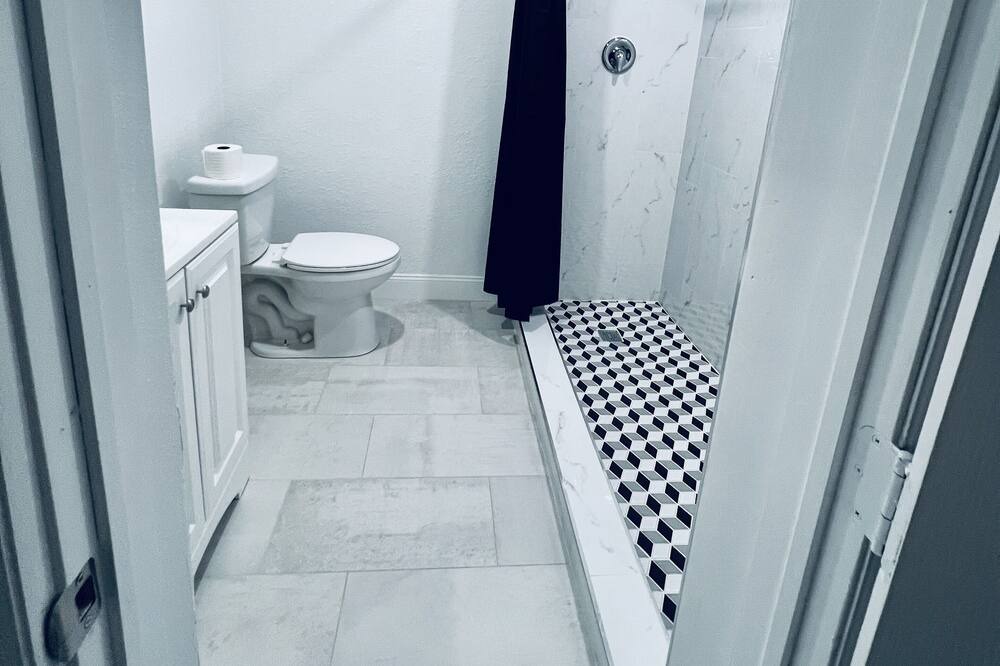Photo of Bathroom in Margate