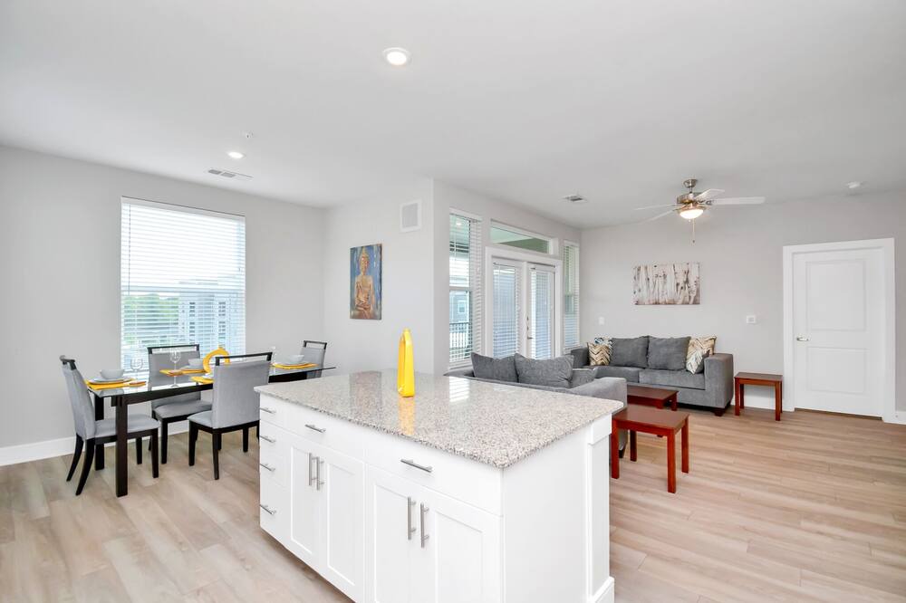 Photo of Livingroom in Addicks