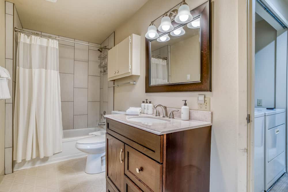 Photo of Bathroom in Deer Park
