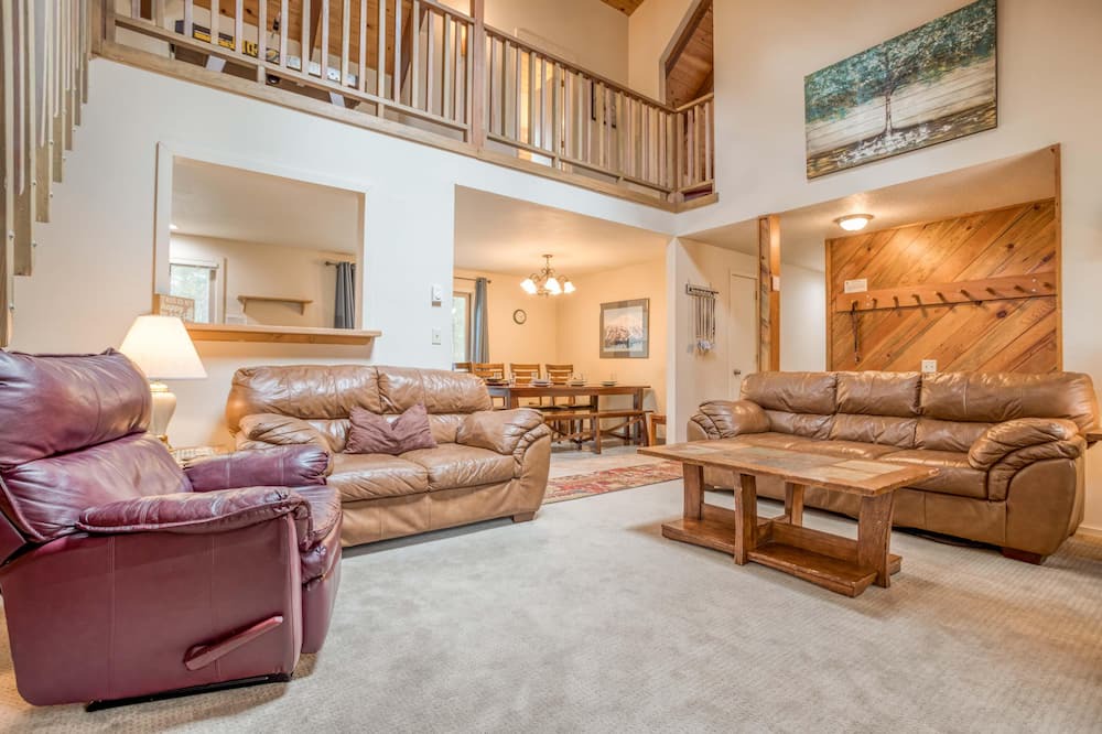 Photo of Livingroom in Deer Park