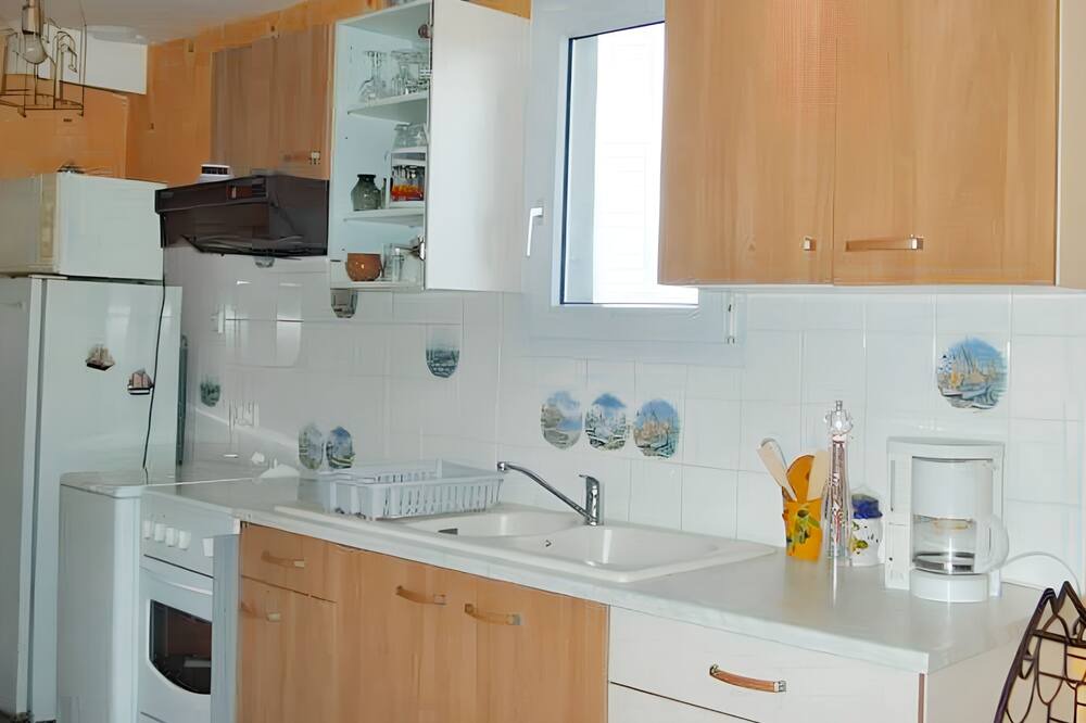 Photo of Kitchen in Montmartin-sur-Mer