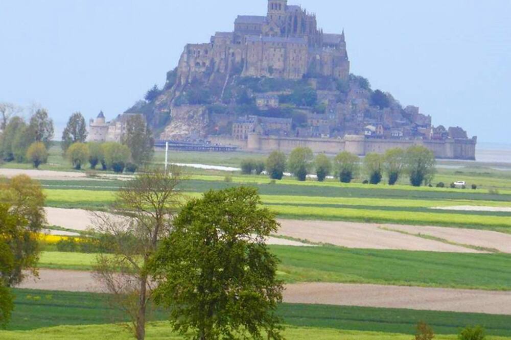 Photo of Others in Montmartin-sur-Mer