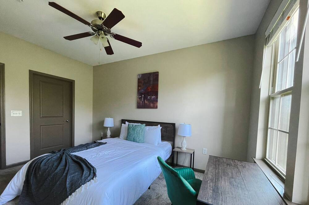 Photo of Bedroom in Ferndale