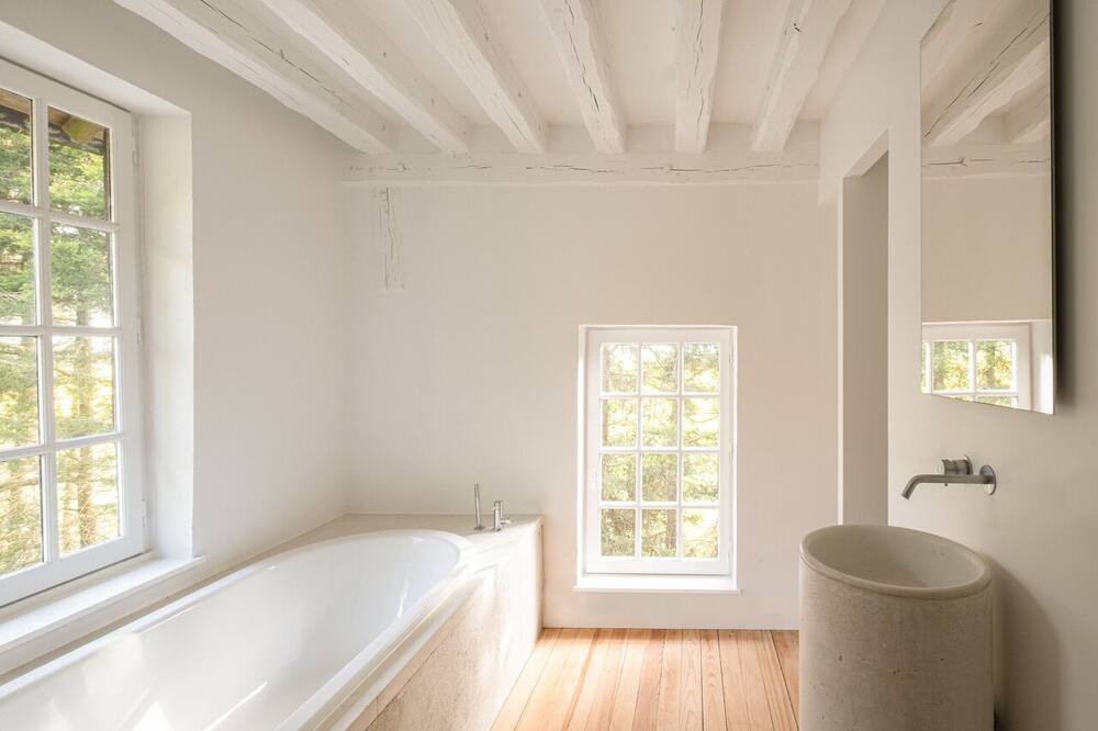 Photo of Bathroom in Sainte-Marguerite-de-l'Autel