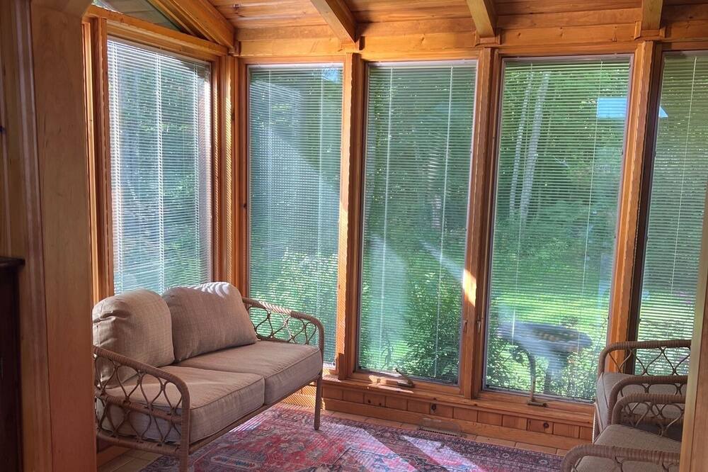 Photo of Livingroom in Deposit
